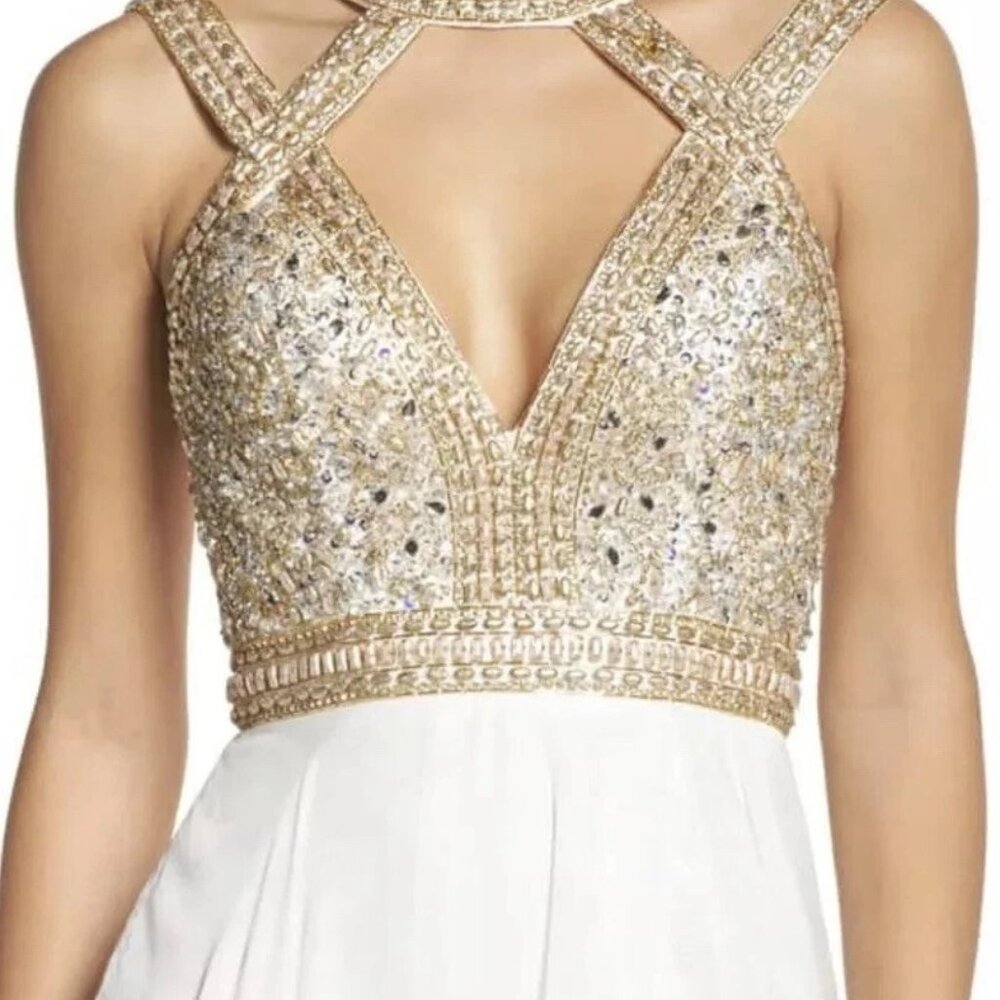 Mac Duggal - Beaded Cutout Bodice Chiffon - Gold & White Gown - NWT - Size 2 - Picture 11 of 15